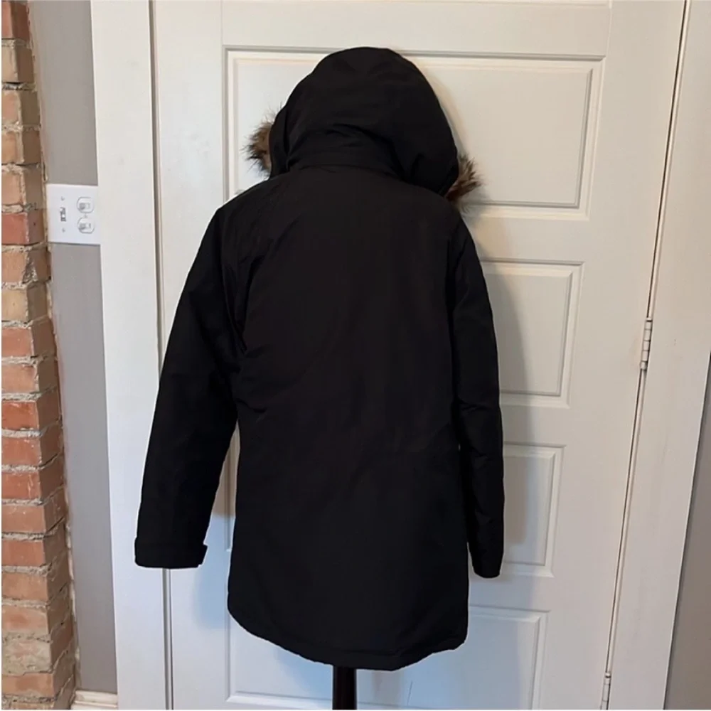 Eddie Bauer Parka, Premium Goose 650 Fill, Like New - Picture 7 of 13